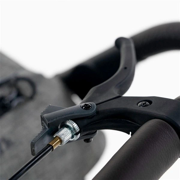 Tfk Mono 2 Sportwagen Mit Luftrad-Set Olive 11 Tfk Mono 2 Sportwagen Mit Luftrad-Set Olive – Bild 9