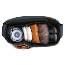 ABC Design Salsa 4 Air Kinderwagen Set Lake Mit Wickeltasche Und Fußsack 29 ABC Design Salsa 4 Air Kinderwagen Set Lake Mit Wickeltasche Und Fußsack -Babyprodukte Geschäft wickeltasche changing bag urban lake 04 grosse faecher 04